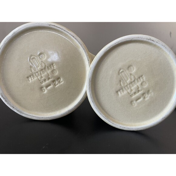 Vintage Pfaltzgraff Village Set - Sugar Bowl with Lid #6-22 & Creamer #6-24 - Picture 2 of 3